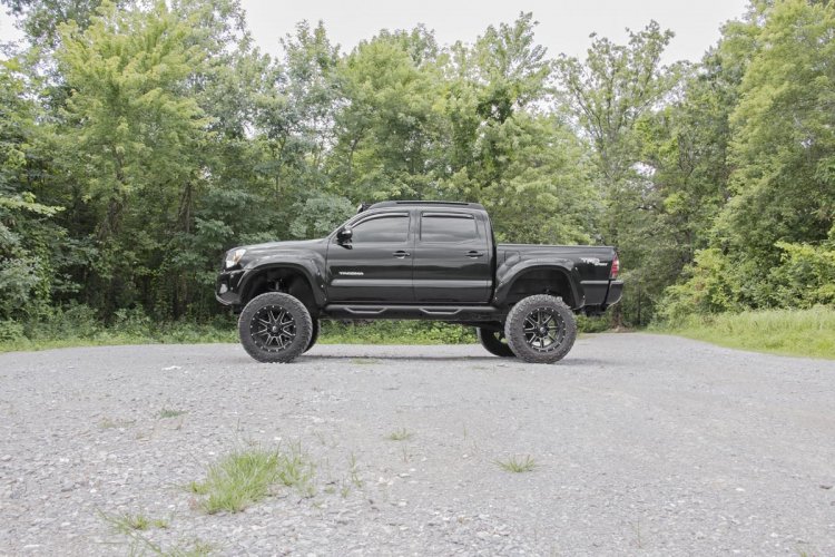Rough Country 6 Inch Lift Kit Vertex 05-15 Toyota Tacoma 2WD/4WD