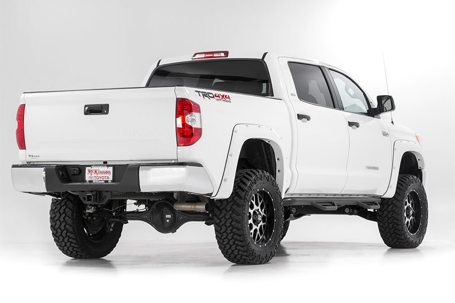 Rough Country 6 Inch Toyota Suspension Lift Kit Front Spacers, Rear N3 Shocks 16-21 Tundra 4WD/2WD