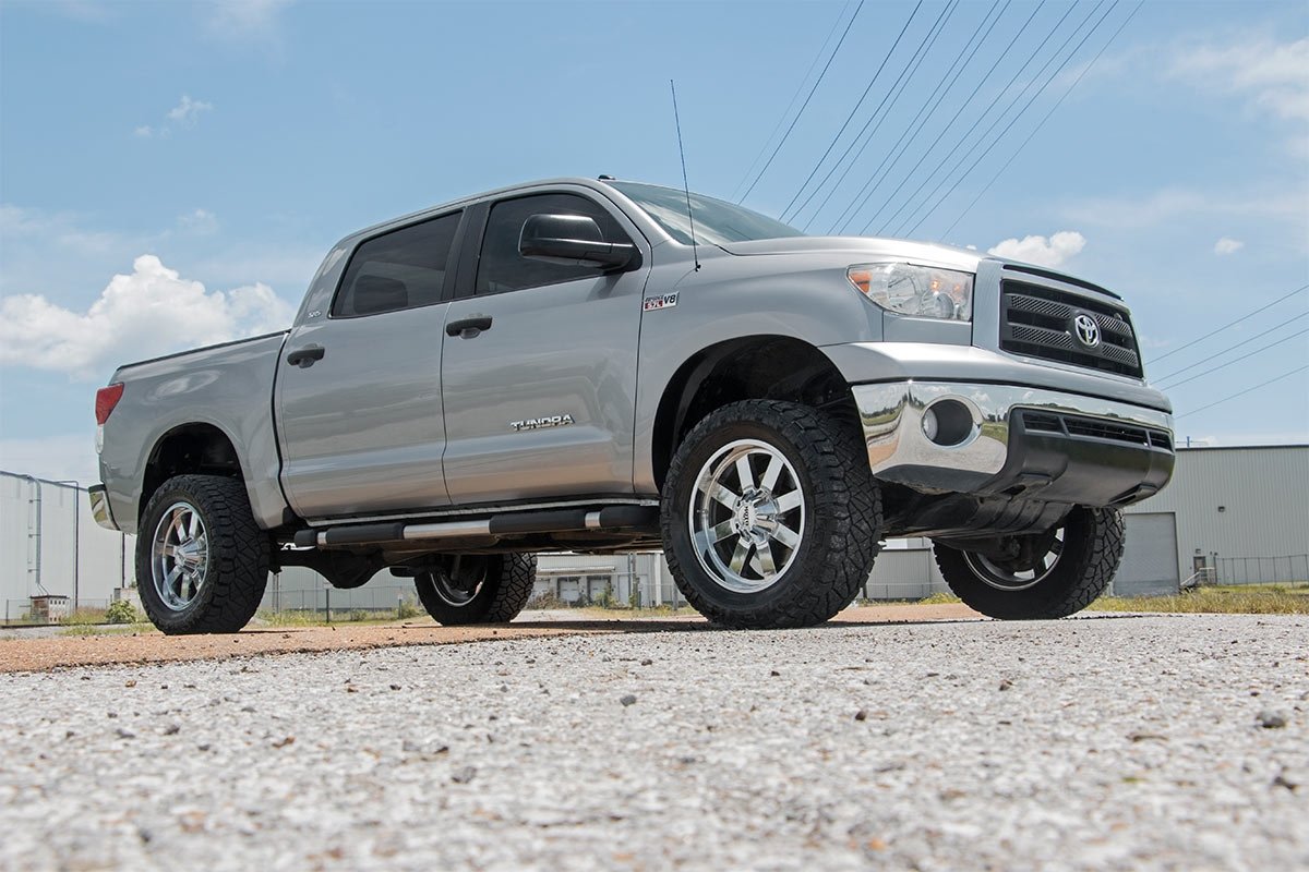 Rough Country 3.5 Inch Toyota Bolt-On Lift Kit w/Lifted Struts and N3 Shocks 07-20 Tundra 2WD/4WD