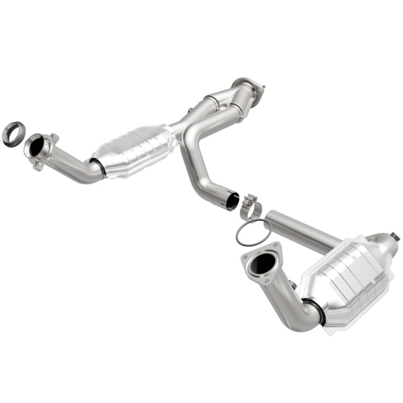 MagnaFlow Conv DF 02-06 Cadillac Escalade / 02-06 Chevy Avalanche 5.3L Dual Conv Y-Pipe Assembly 2WD