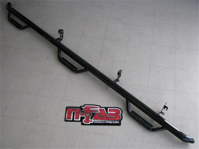 N-Fab Nerf Step 09-14 Ford F-150/Raptor/Lobo SuperCrew 5.5ft Bed - Gloss Black - Bed Access - 3in