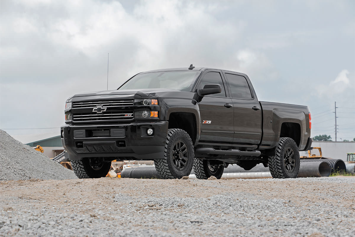 Rough Country 3.5 Inch Suspension Lift Kit 11-19 Silverado/Sierra 2500/3500HD w/o Rear Overload Springs