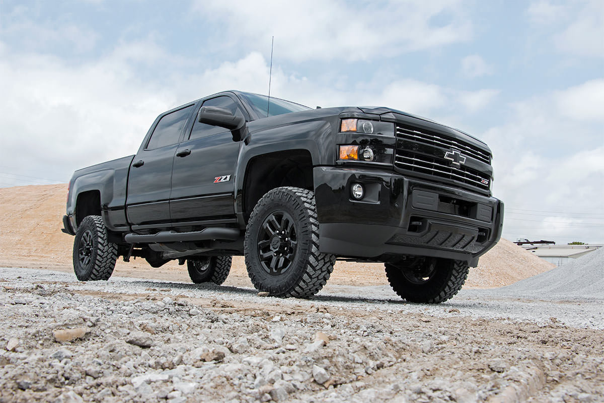Rough Country 3.5 Inch Suspension Lift Kit 11-19 Silverado/Sierra 2500/3500HD w/o Rear Overload Springs