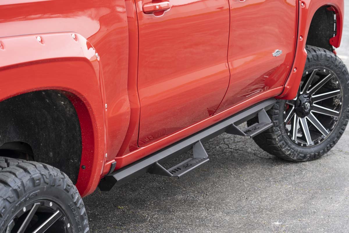 Rough Country Silverado Drop Steps AL2 For 07-18 Silverado 1500/2500HD/3500 HD/19 Classic Crew Cab Gas Models