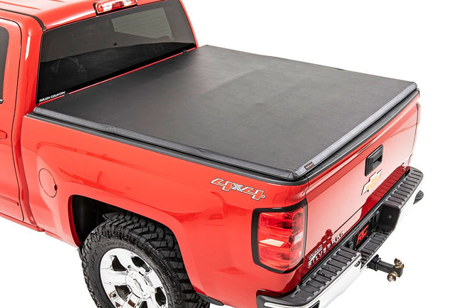 Rough Country Soft Tri-Fold Bed Cover 07-14 Silverado/Sierra 1500/2500/3500 PU-6 Foot 5 Inch Bed w/o Cargo Mgmt