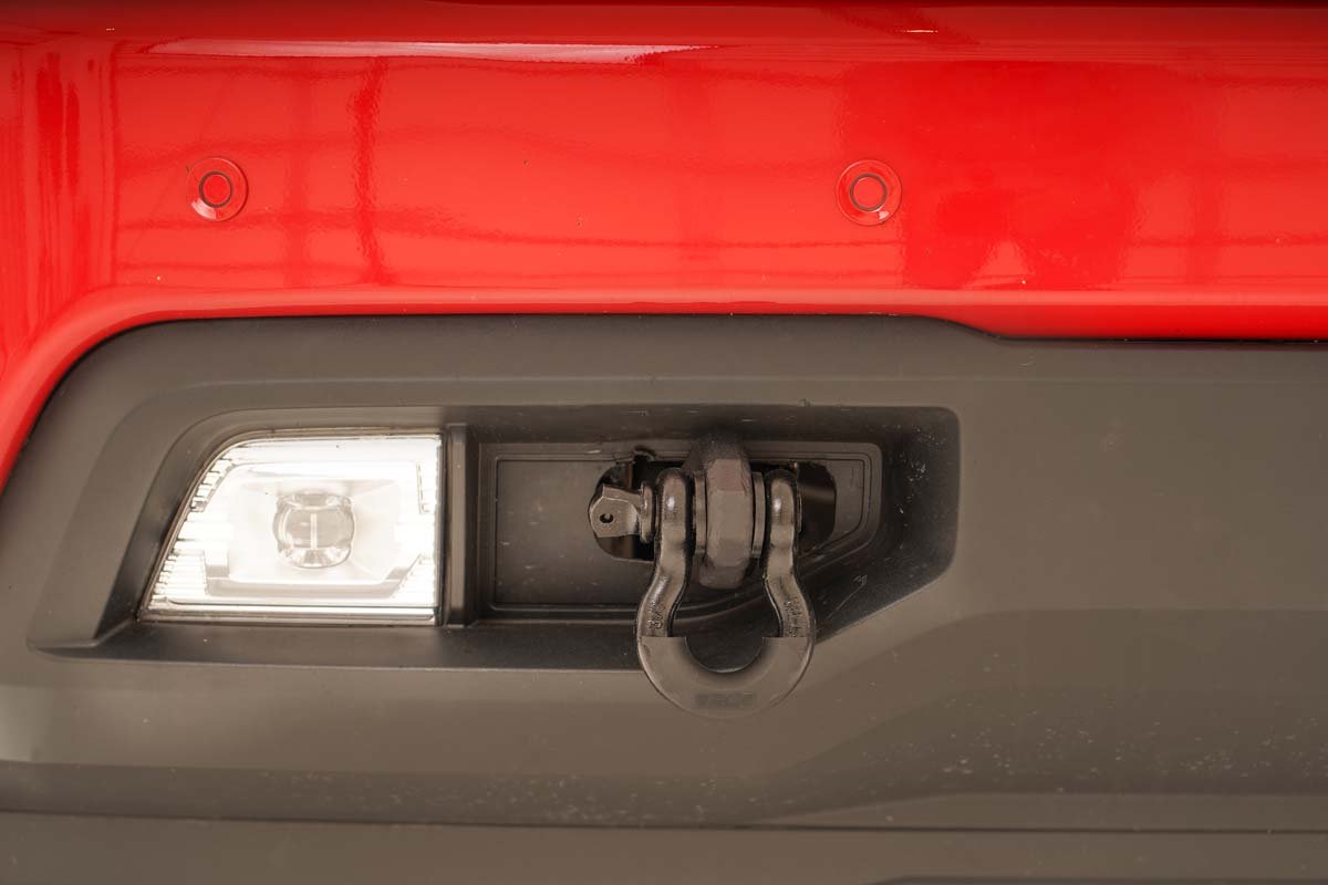 Rough Country Chevy Tow Hook to Shackle Conversion Kit w/Standard D-Rings & Rubber Isolators 19-20 Silverado 1500