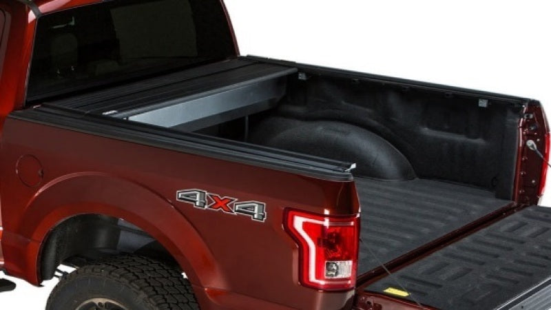 Retrax 17-24 Ford F-250/F-350 Super Duty (Short Bed) Retrax IX