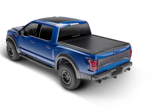 Retrax 17-24 Ford F-250/F-350 Super Duty (Short Bed) Retrax IX